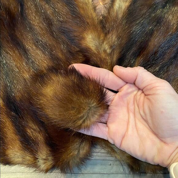 Fur wrap  - Picture 2 of 8